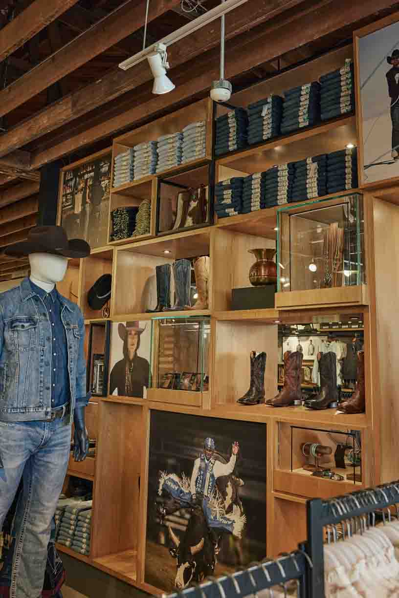 Ariat Brand Shop Image