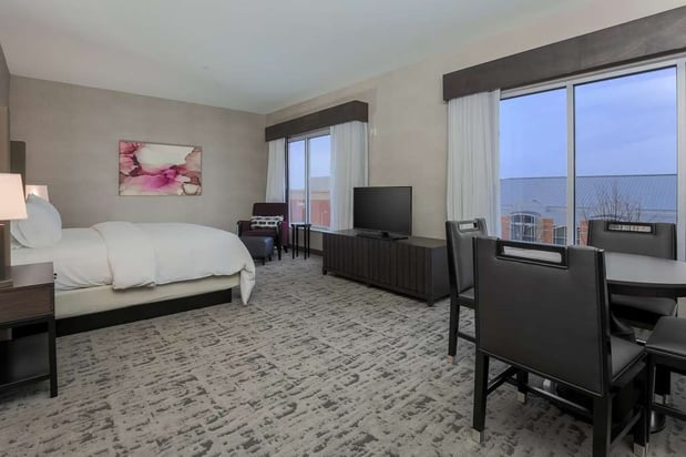 Images DoubleTree by Hilton Evansville