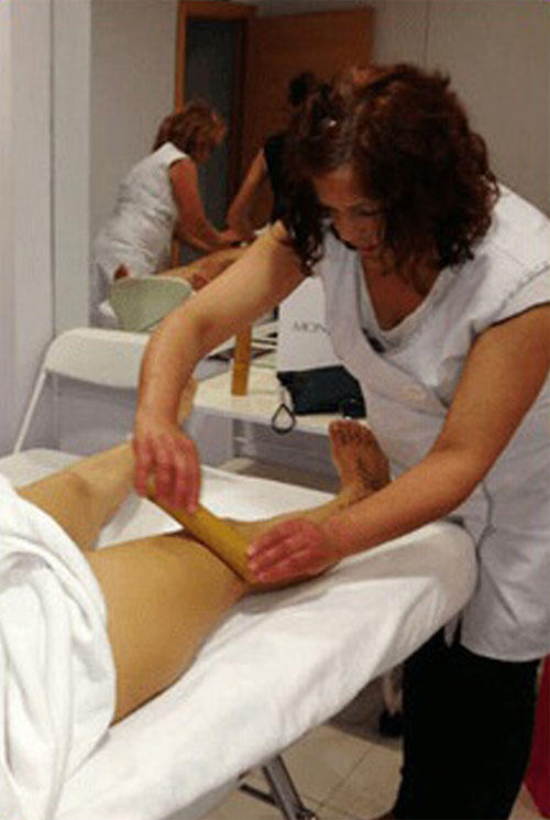Images Salón de Peluquería y Belleza "Guille"