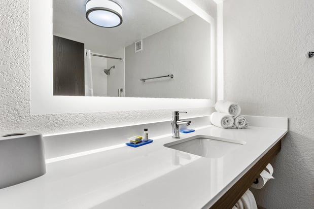 Images Holiday Inn Express Harlingen by IHG