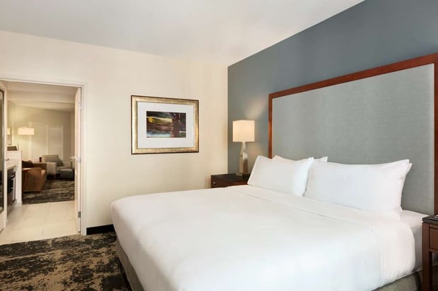Images Embassy Suites by Hilton Denver Downtown Convention Center