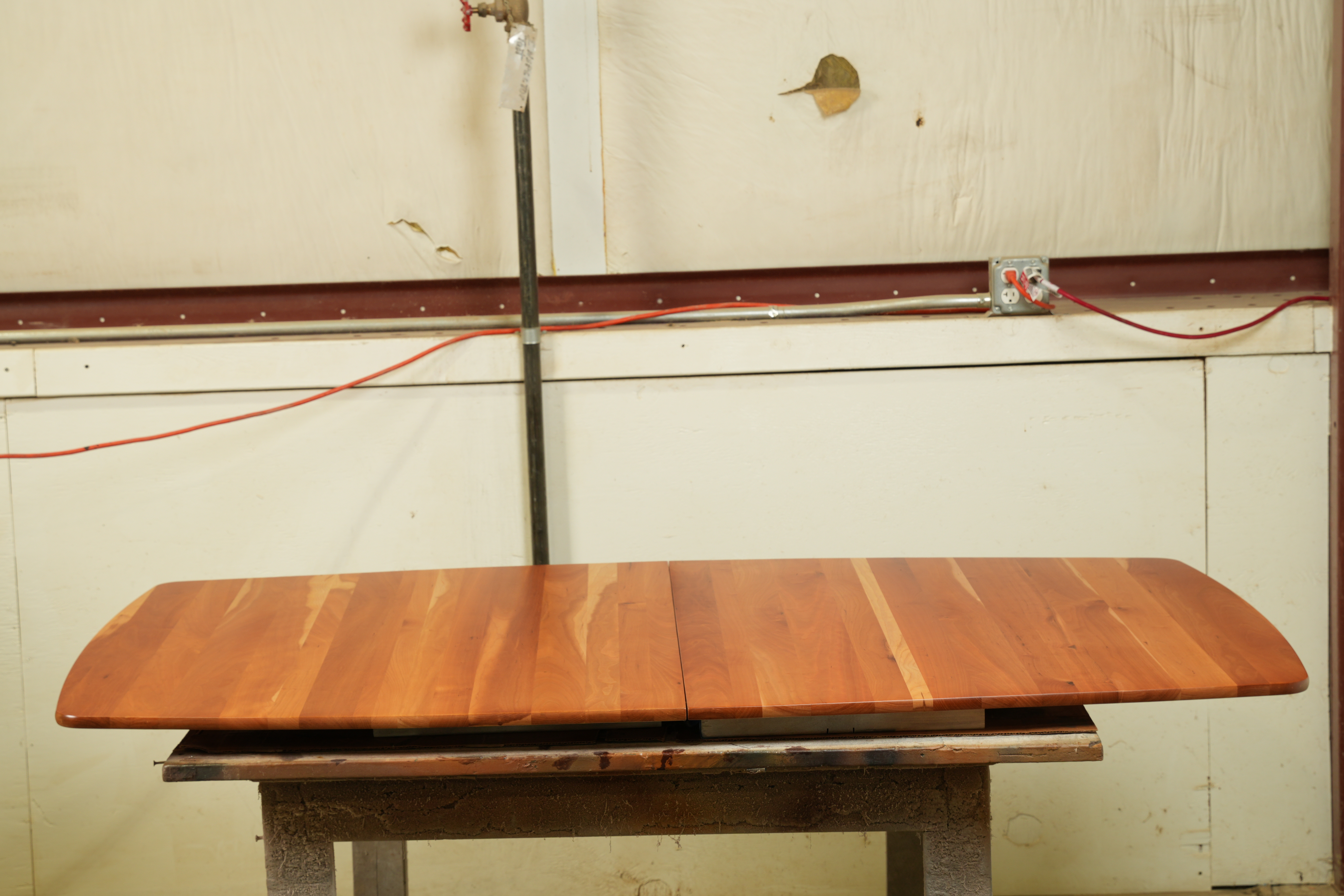 DIning table top restoration finished - after