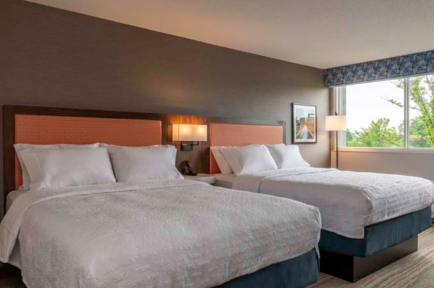 Images Hampton Inn Manchester Downtown