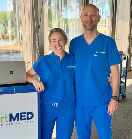 Dr. Luke and Stacy Lathrop began SmartMED in 2022 as a way to help make healthcare more convenient, safe and accessible.