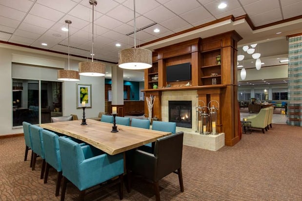 Images Hilton Garden Inn Lake Forest Mettawa