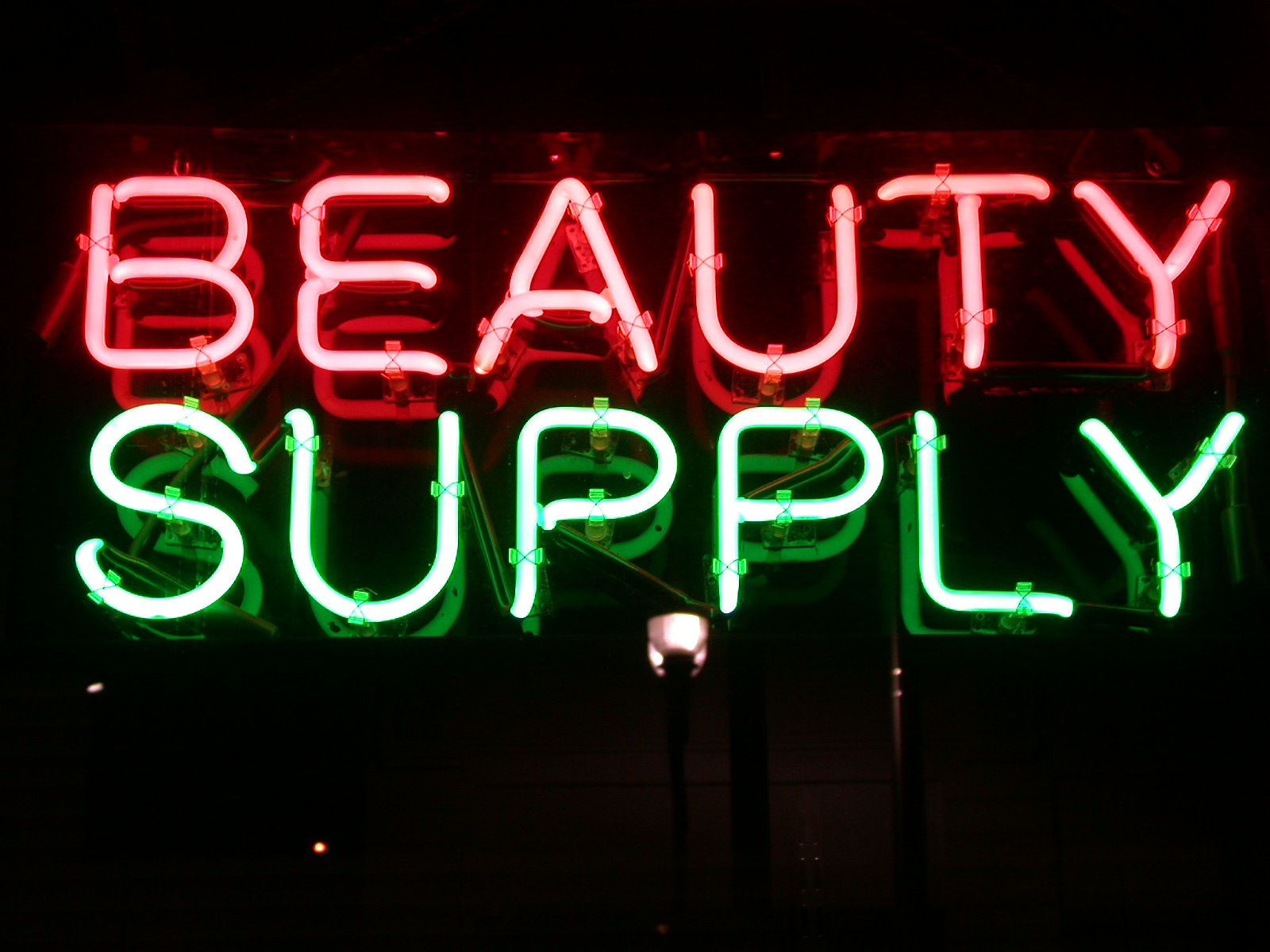 La La's Beauty Supply