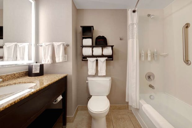 Images Hampton Inn & Suites San Luis Obispo