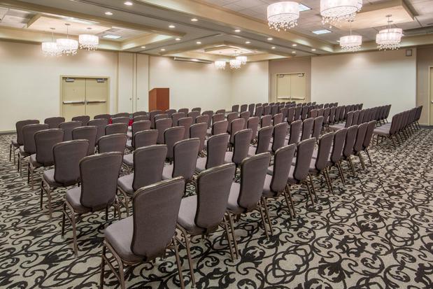 Images Crowne Plaza Phoenix Airport - Phx by IHG