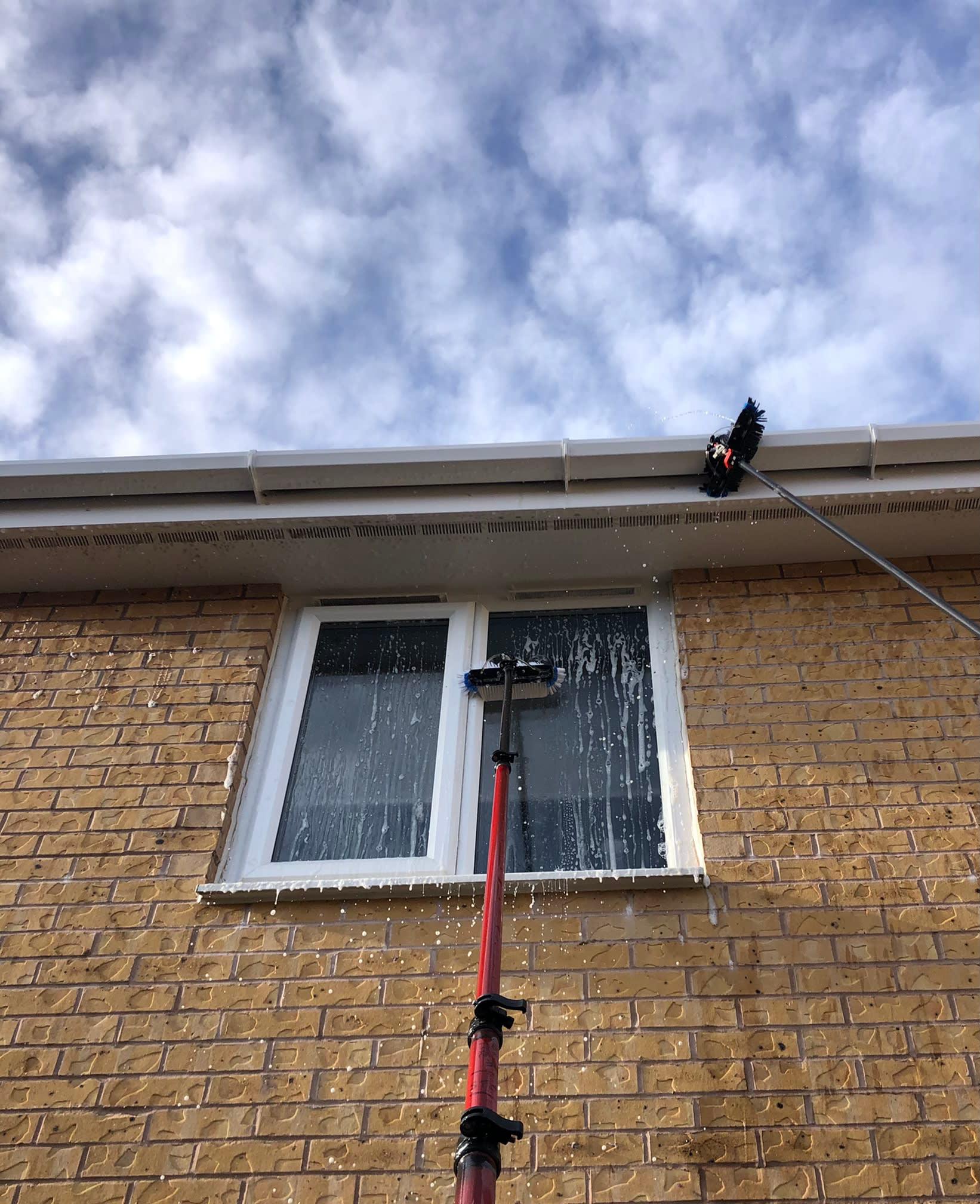 Oakley Window Cleaning Corby 07904 370689