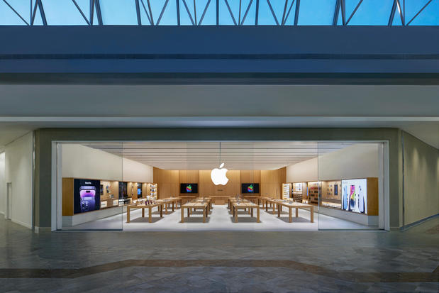 Images Apple Lakeside Shopping Center