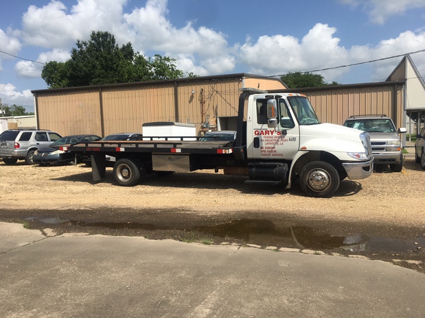 Images Gary's Towing Service
