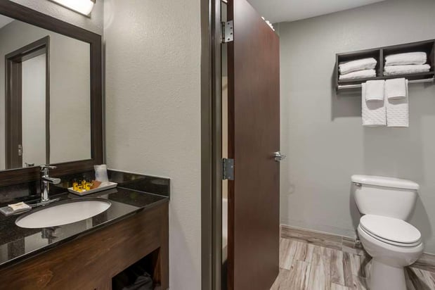 Images Best Western Plus Columbia Inn