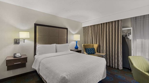 Images Hampton Inn Bloomington