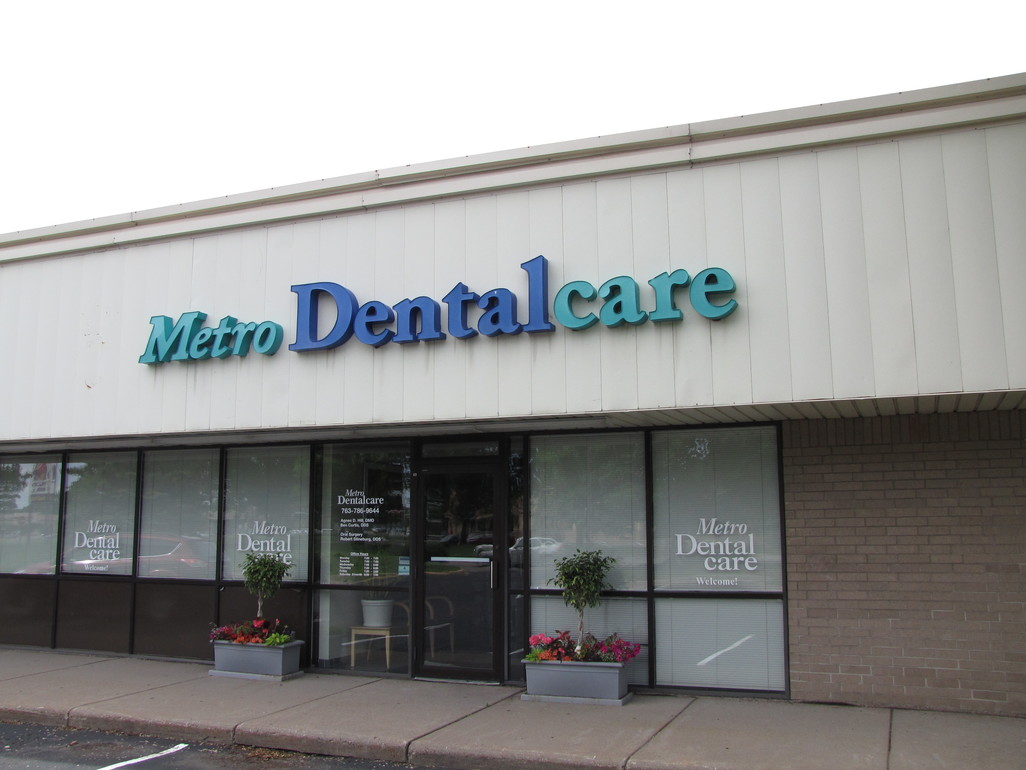 Metro Dentalcare Blaine Cty Rd 10, Blaine Minnesota (MN ...