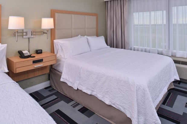 Images Hampton Inn & Suites Ames
