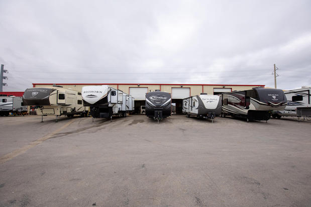 Images Blue Compass RV Kyle