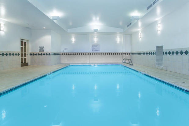 Images Holiday Inn Colorado Springs Airport by IHG