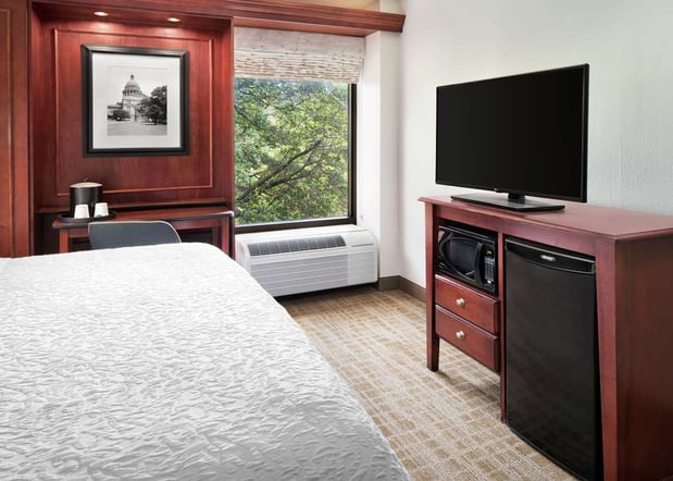 Images Hampton Inn Austin-North @ I-35 & Hwy 183