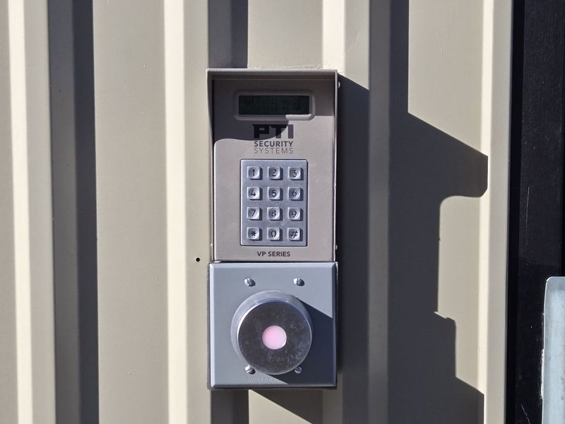 Images Extra Space Storage