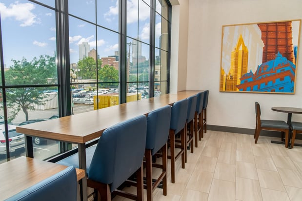 Images Holiday Inn Express & Suites Pittsburgh-South Side by IHG