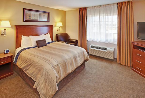 Images Candlewood Suites Williston, an IHG Hotel