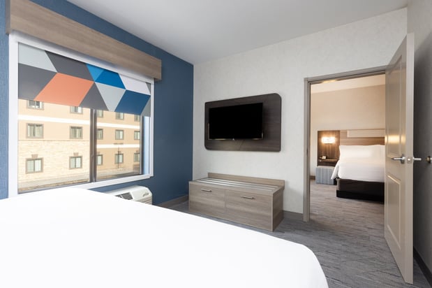 Images Holiday Inn Express & Suites Missoula Northwest by IHG