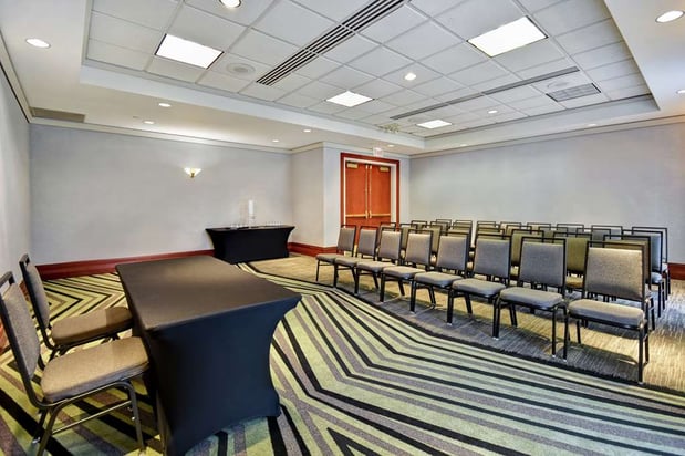 Images Embassy Suites by Hilton Little Rock