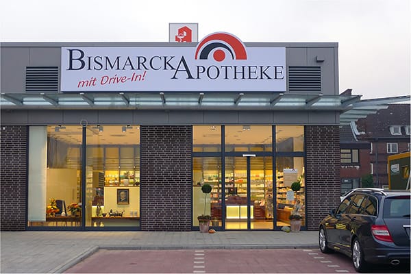 Aussenansicht der Bismarck-Apotheke