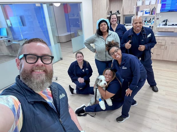 Images Petfolk Veterinary & Urgent Care - Sandy Springs