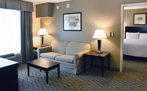 Images Holiday Inn Express & Suites Milford by IHG