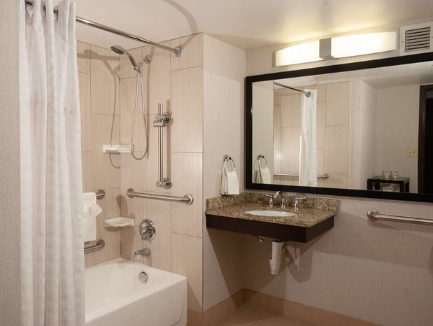 Images DoubleTree by Hilton Hotel Cleveland Downtown - Lakeside