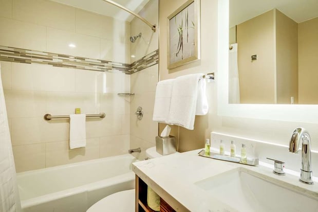 Images DoubleTree by Hilton Huntington