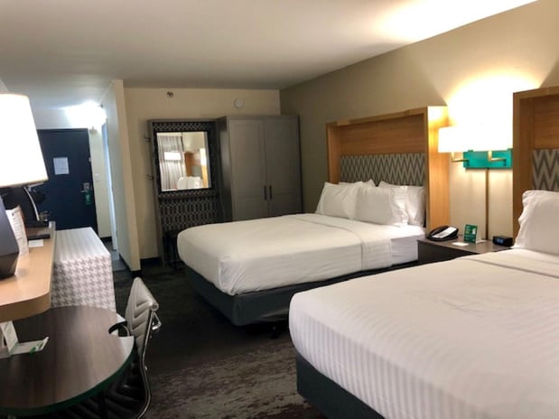 Images Holiday Inn & Suites Chicago North Shore (Skokie) by IHG