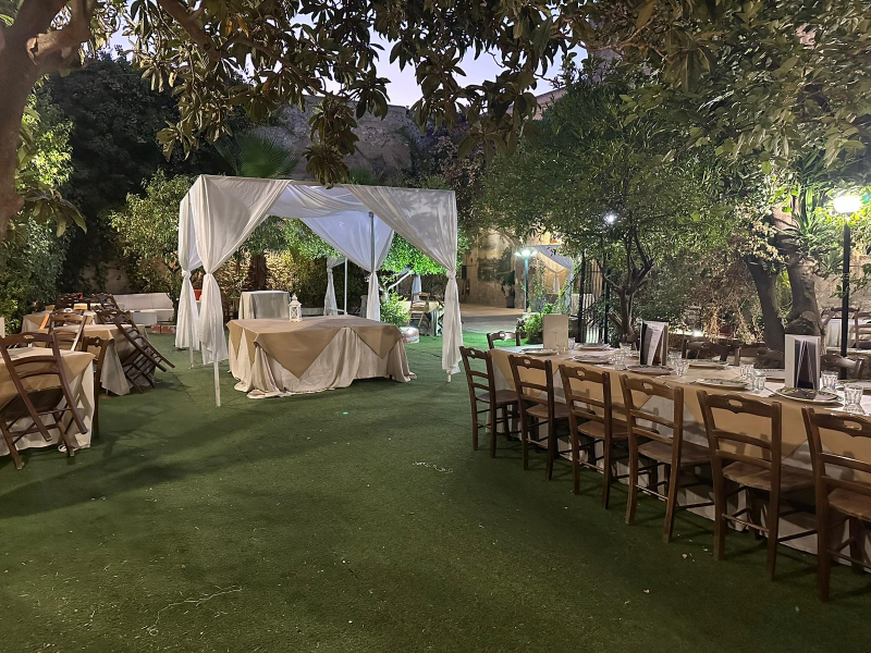 Images La Badia  -   Ristorante-Pizzeria-Location per Eventi