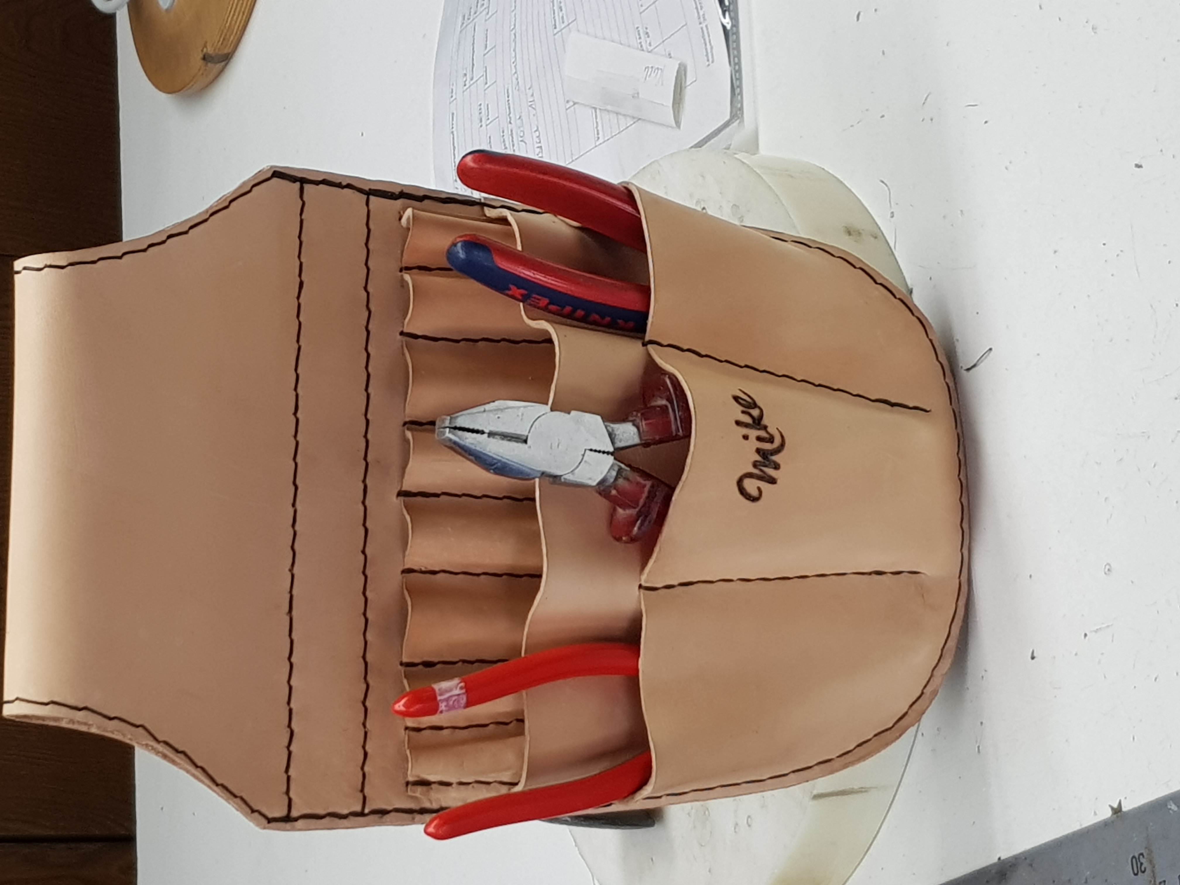 Bilder Leder & Kreativ Atelier Keller GmbH