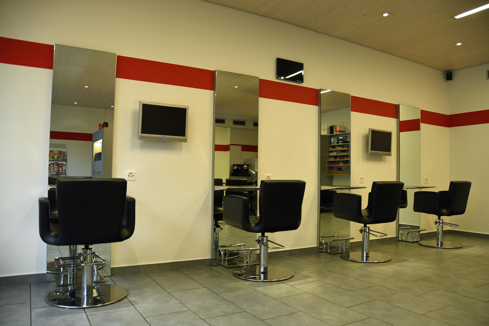 Fasano Coiffure, Klotenerstrasse 2 in Bassersdorf