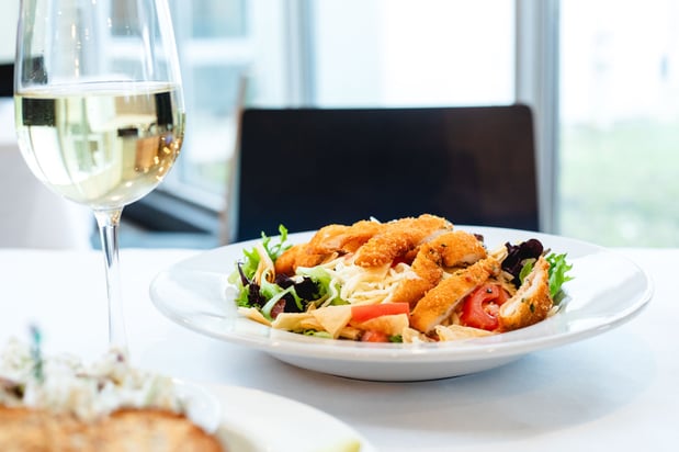 Images Holiday Inn Cleveland-Mayfield by IHG