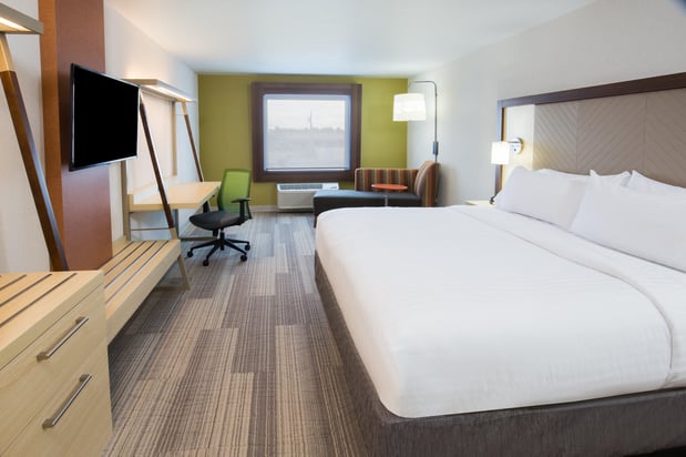 Images Holiday Inn Express & Suites Pahrump by IHG