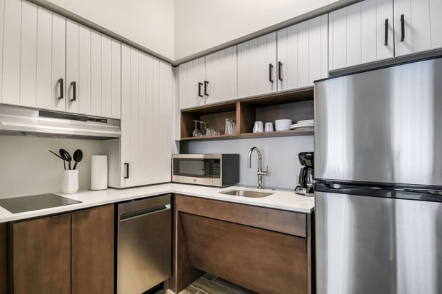 Images Staybridge Suites Toledo - Maumee by IHG