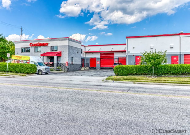 Images CubeSmart Self Storage