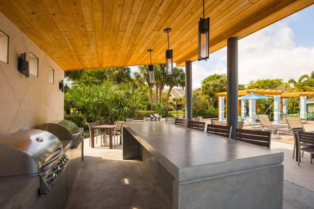 Images The Villages of Banyan Grove Apartments