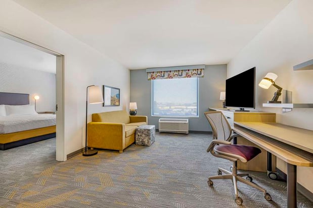 Images Home2 Suites by Hilton Colorado Springs Airport