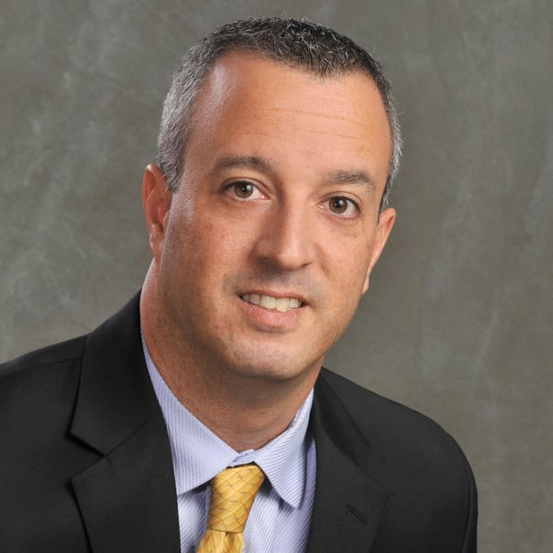 Images Edward Jones - Financial Advisor: Bernardo Arcos, CFP®