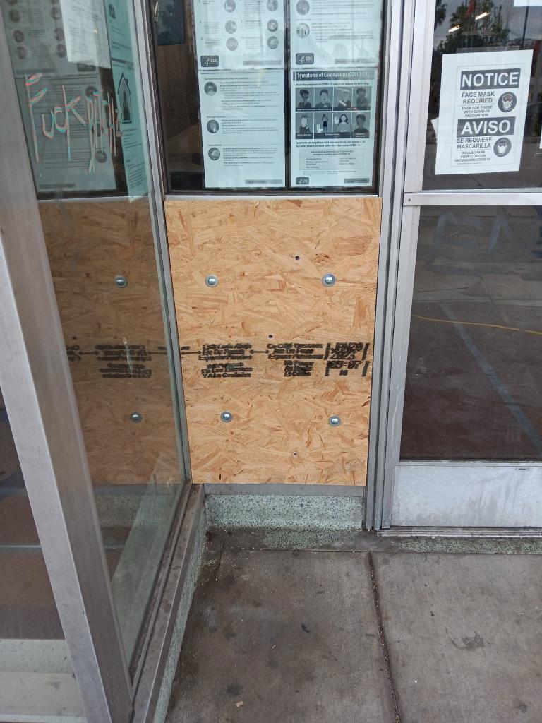 Glass Repair- Board Up Verdayes