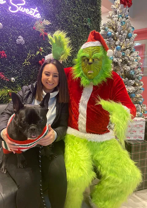 Image of Local Pet Event CAFE EVENT: Grinch Pictures Nearby