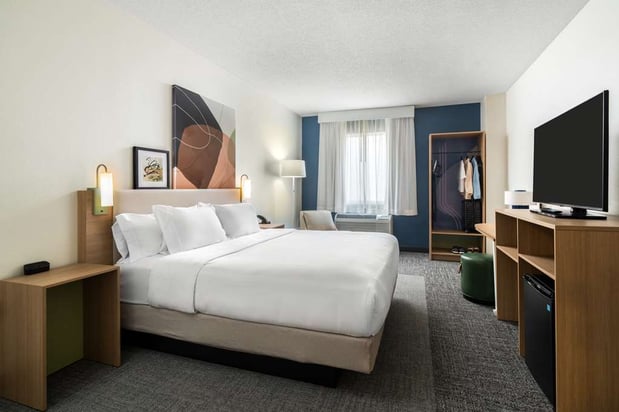 Images Spark by Hilton Opelousas
