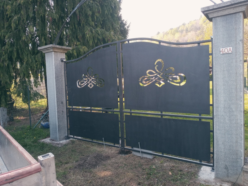 Images Fabbro Carpenteria Metallica N. S.