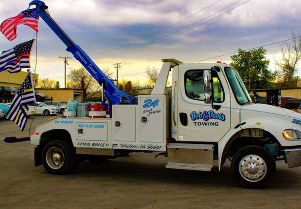 Images Bob & Dave's Towing