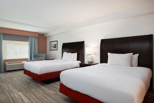 Images Hilton Garden Inn Daytona Beach Oceanfront