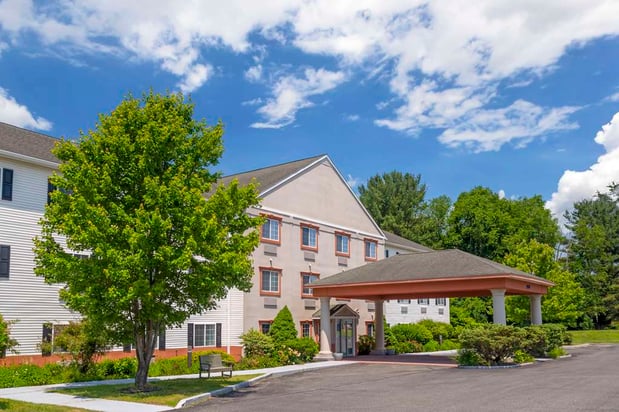 Images Best Western Plus Berkshire Hills Inn & Suites